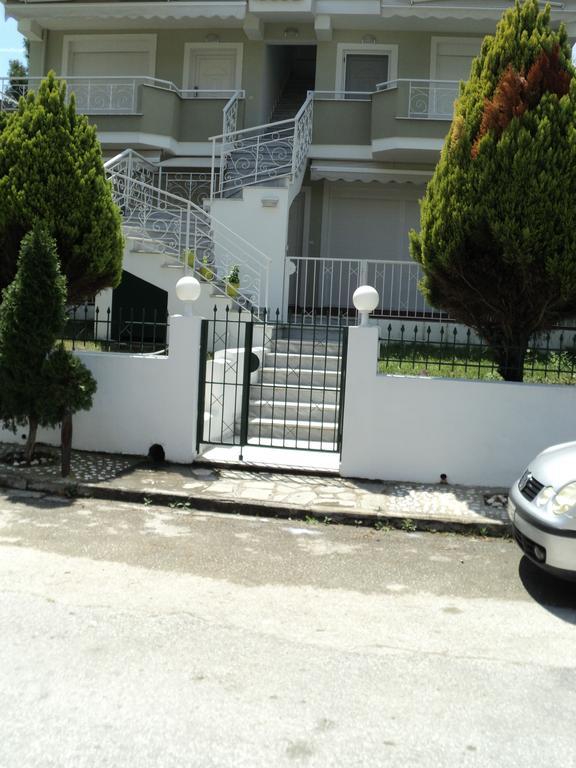 Serenada Apartment Nea Iraklitsa Экстерьер фото